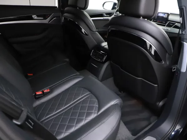 Audi A8 3.0 TDI quattro Pro Line+ LED