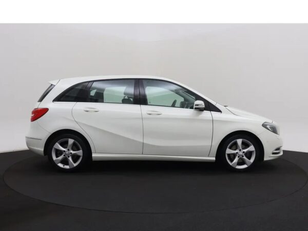 Mercedes-Benz B-Klasse 180 Ambition (5-drs MPV)
