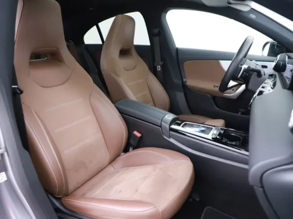 Mercedes-Benz CLA-Klasse 250e AMG-Line