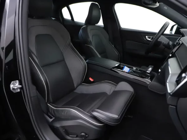 Volvo S60 2.0 Recharge T8 AWD R-Design