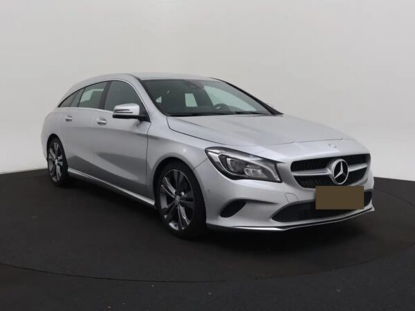 Mercedes-Benz CLA-Klasse Shooting Brake 180 Aut. Urban Ambition