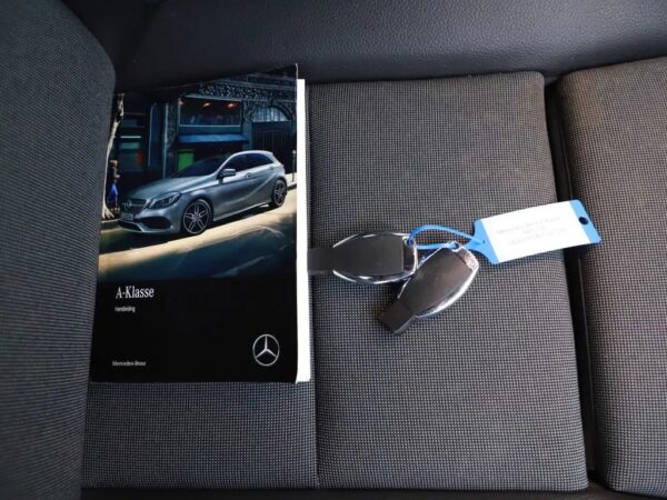 Mercedes-Benz A-Klasse 180 Business Solution Automaat Led