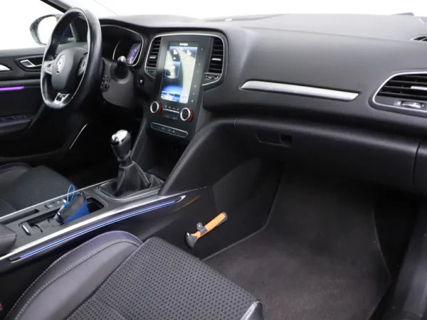 Photo 24 of 30 of VF1RFB00057047611 Renault Mégane Estate 1.2 TCe Bose