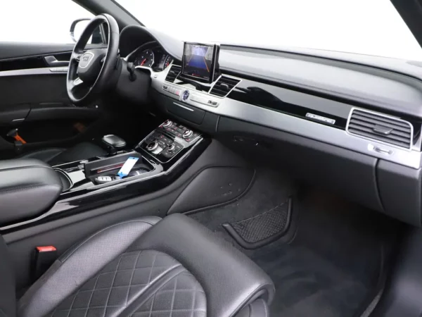 Audi A8 3.0 TDI quattro Pro Line+ LED