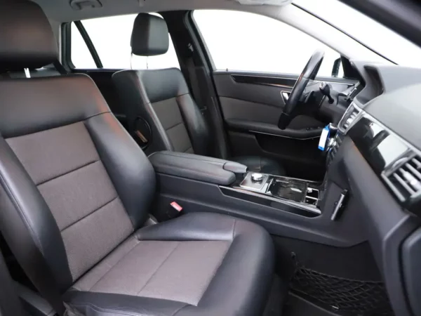Mercedes-Benz E-Klasse Estate 200 CGI Aut. Business Class Avantgarde Xenon