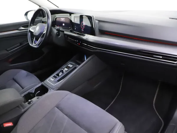 Volkswagen Golf 1.5 eTSI Style Clima