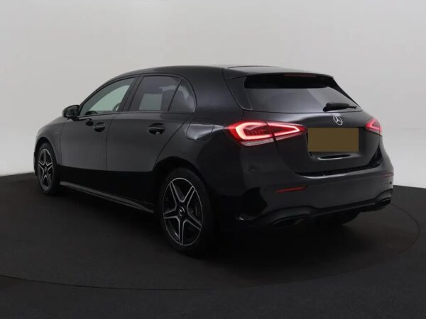 Mercedes-Benz A-Klasse 250e Premium AMG