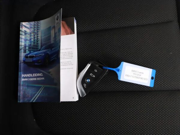 BMW 3 Serie 318i Aut. Business Edition