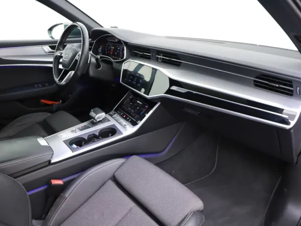 Audi A6 Avant 45 TFSI S-Edition Matrix-LED