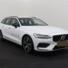 Volvo V60 2.0 B3 Momentum Advantage