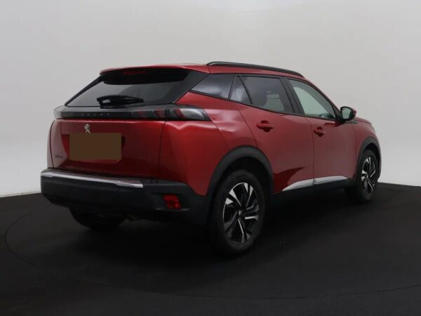 Peugeot 2008 1.2 PureTech Blue Lease Allure
