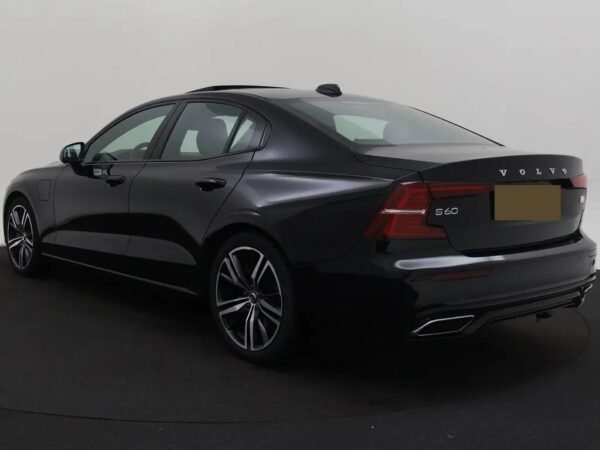 Volvo S60 2.0 Recharge T8 AWD R-Design