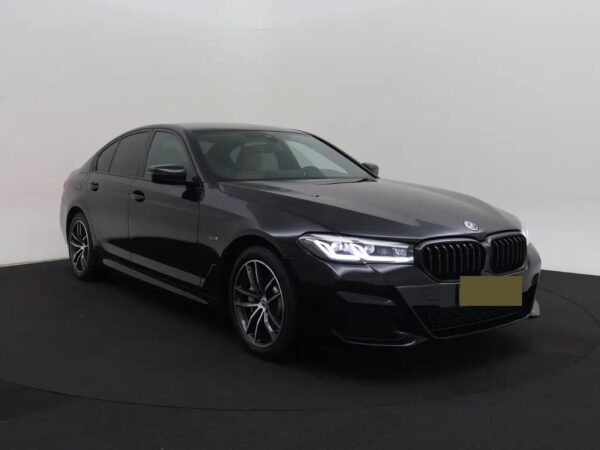Photo 30 of 31 of WBA31BK000CK42091 BMW 5 Serie 520e Business Edition Plus