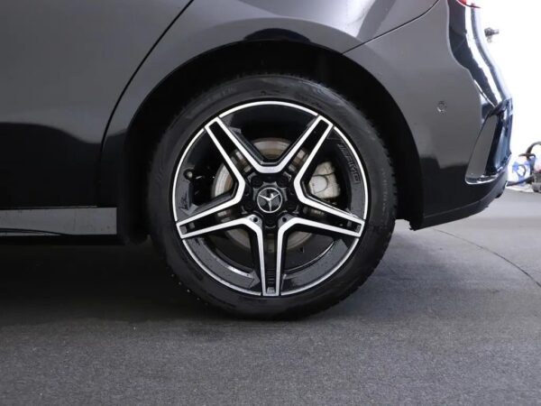 Mercedes-Benz A-Klasse 250e Premium AMG