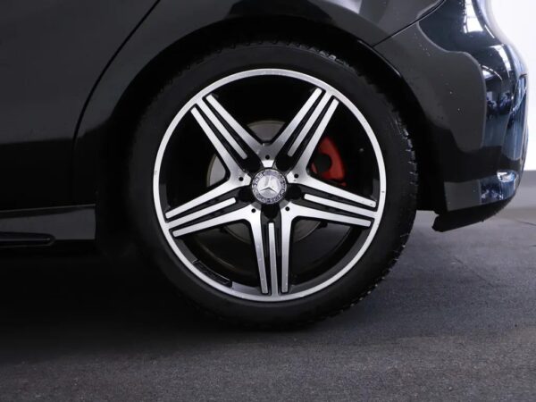 Mercedes-Benz A-Klasse 250 AMG