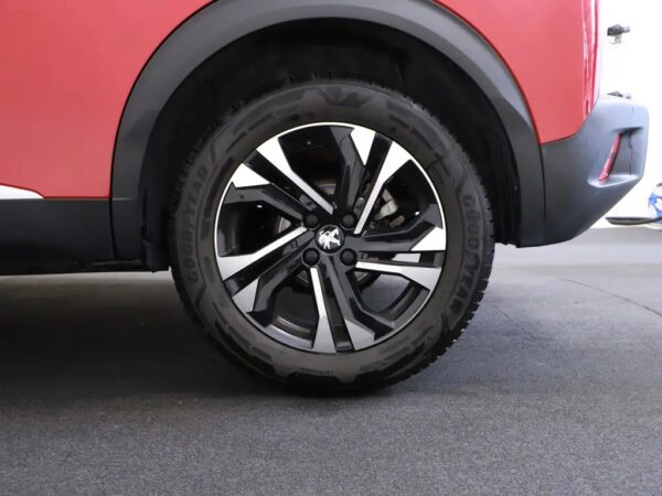 Peugeot 2008 1.2 PureTech Blue Lease Allure