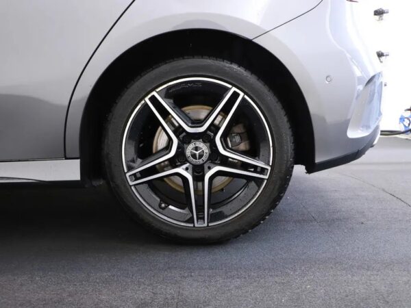 Mercedes-Benz A-Klasse 250 e Business Solution AMG Limited