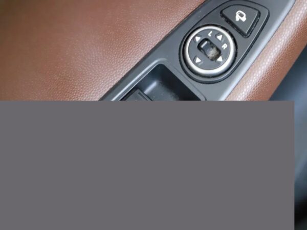 Photo 5 of 25 of NLHB351AAJZ361880 Hyundai i20 1.0 T-GDI Comfort