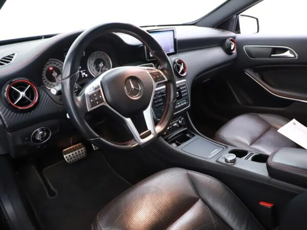 Mercedes-Benz A-Klasse 250 AMG