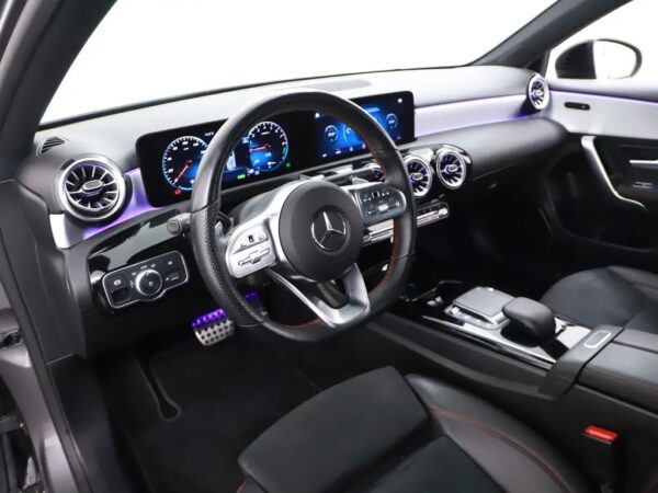 Mercedes-Benz A-Klasse 250 e Business Solution AMG Limited