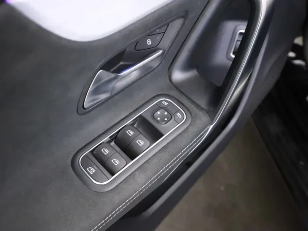 Mercedes-Benz A-Klasse 250e Premium AMG