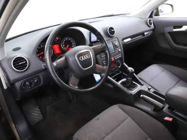 Audi A3 Sportback 1.8 TFSI Attraction Pro Line Clima