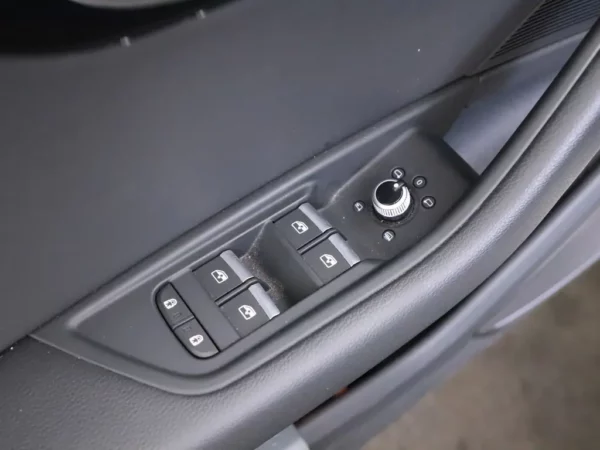 Audi A4 Avant 40 TFSI Quattro 204pk S-Edition Competition