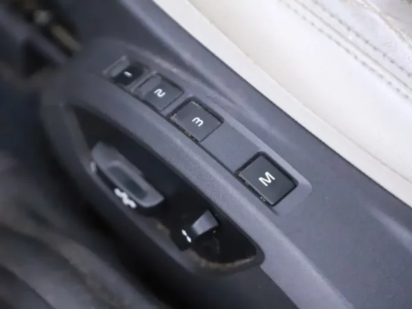 Volvo C30 2.0 D3 Summum