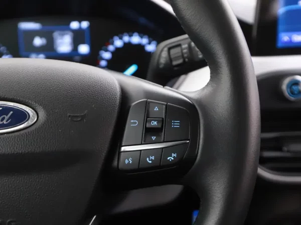 Ford FOCUS Wagon 1.0 EcoBoost Hybrid Trend