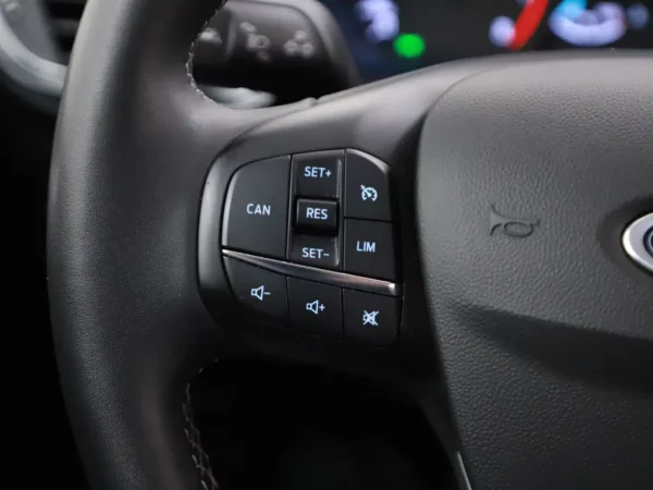 Ford Fiesta 1.0 EcoBoost Hybrid Titanium