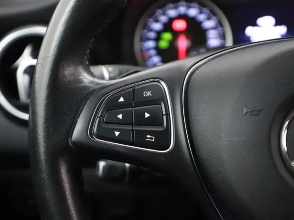 Mercedes-Benz A-Klasse 180 Business Solution Automaat Led