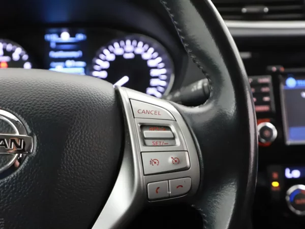 Nissan QASHQAI 1.2 N-Connecta Aut.