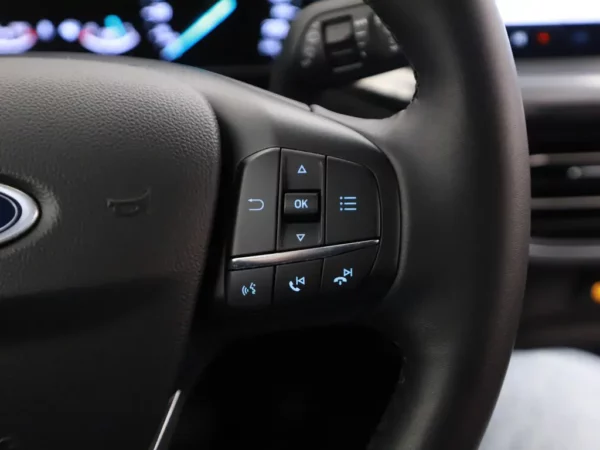 Photo 9 of 27 of WF0NXXGCHNPC45112 Ford Focus 1.0 EcoBoost Hybrid Titanium (5-drs