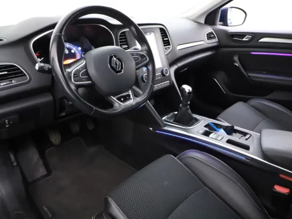 Photo 9 of 30 of VF1RFB00057047611 Renault Mégane Estate 1.2 TCe Bose