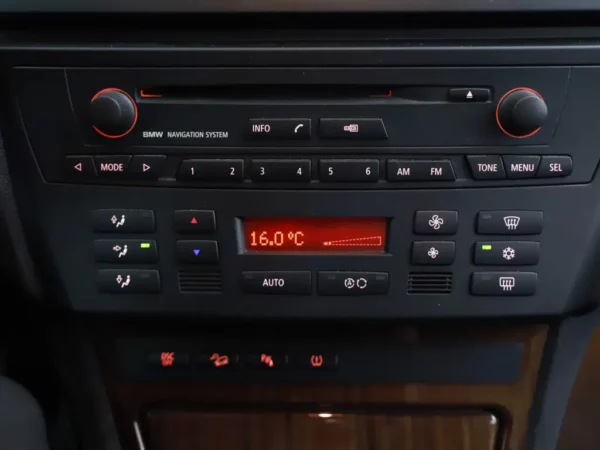 BMW X3 2.0i Introduction