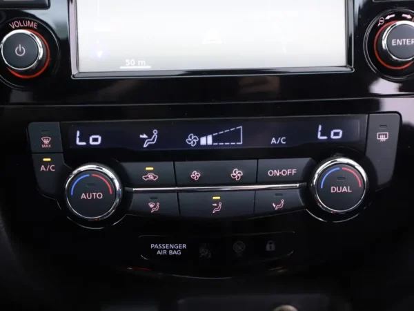 Nissan QASHQAI 1.2 Aut. N-Connecta