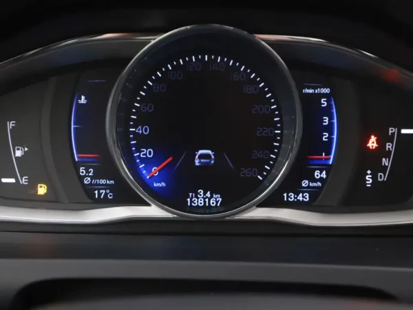 Volvo V60 2.0 D4 AUT. Ocean Race Business Pano