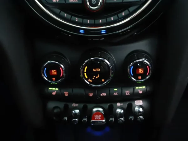 Mini Mini 2.0 Cooper S Chili Serious Business