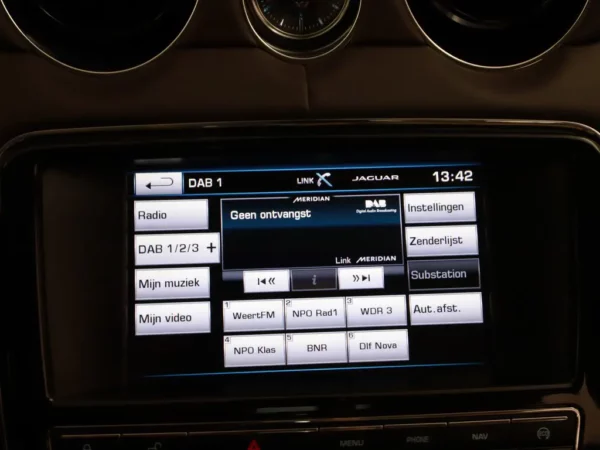 Jaguar XJ 3.0 V6D Premium Luxury Pano