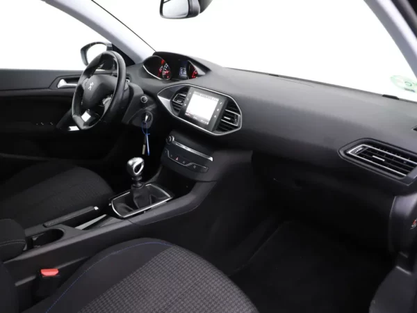 Peugeot 308 1.2 PureTech Blue Lease Premium