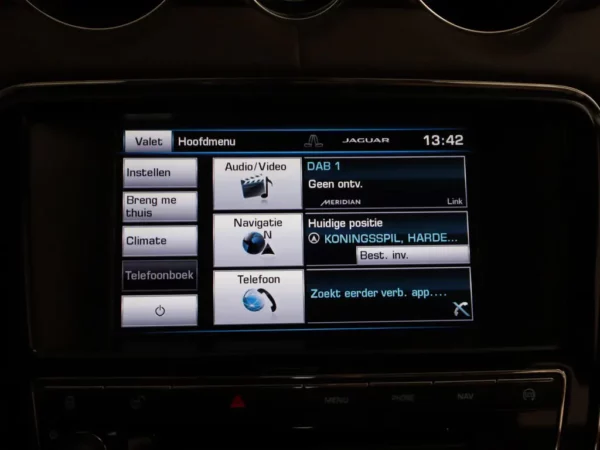 Jaguar XJ 3.0 V6D Premium Luxury Pano