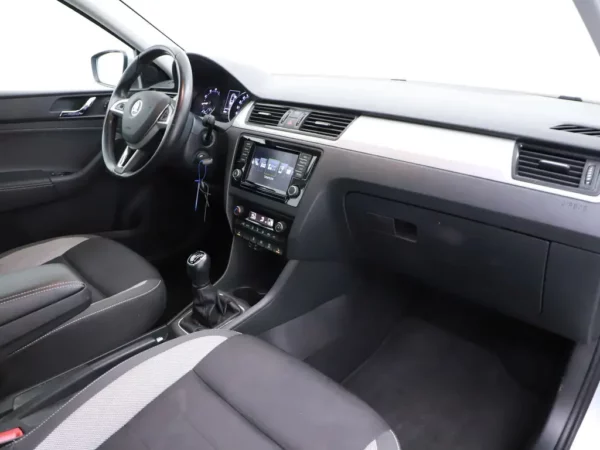 Skoda Rapid Spaceback 1.2 TSI Greentech Drive Nav