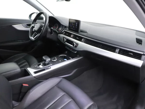 Audi A4 Limousine 1.4 TFSI S-Tronic Design LED