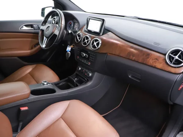 Mercedes-Benz B-Klasse 180 Aut. Ambition