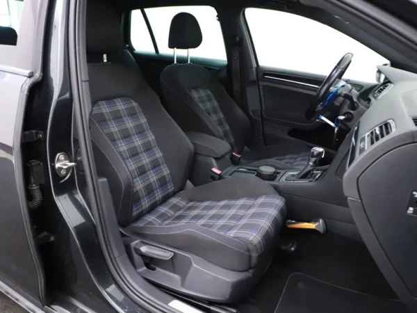 Volkswagen Golf 1.4 TSI GTE