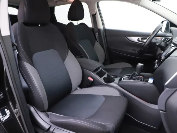 Nissan QASHQAI 1.2 Aut. N-Connecta