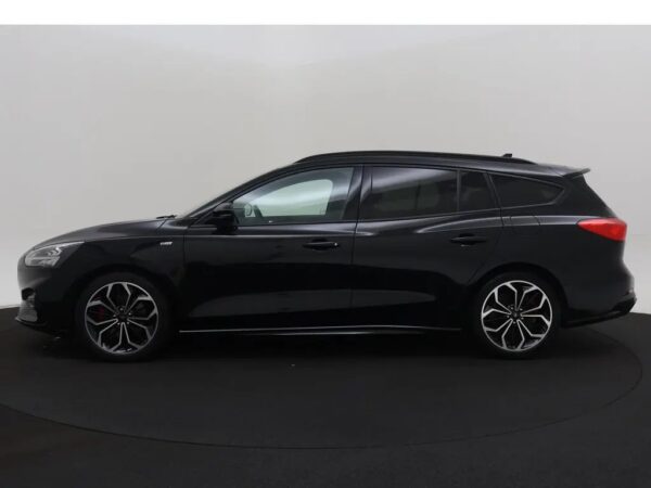 Ford FOCUS Wagon 1.0 EcoBoost ST Line X Business
