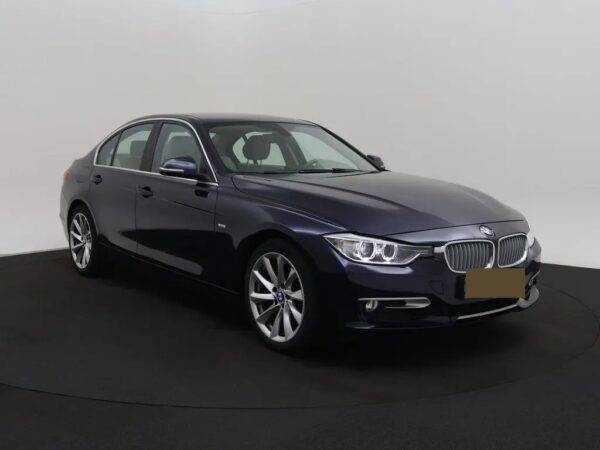 BMW 3-serie 320i Aut. High Executive