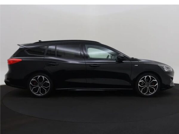 Ford FOCUS Wagon 1.0 EcoBoost ST Line X Business