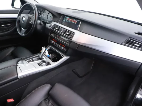 BMW 5 Serie Touring 520i Aut. Last Minute Edition